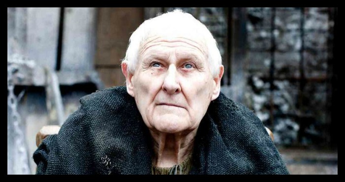 El actor en escena de la famosa serie, Juego de Tronos. Foto: Especial