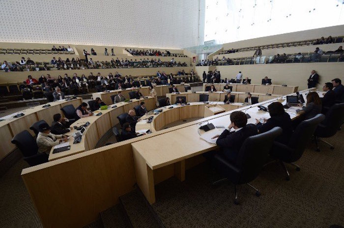 Los diputados aceptaron en parte los argumentos de los funcionarios universitarios y aprobaron en comisiones un nuevo mecanismo para la designación del contralor universitario, a través de una votación en el Consejo Universitario, mediante una convocatoria abierta en lugar de recibir una propuesta del rector. Foto: Zona Franca