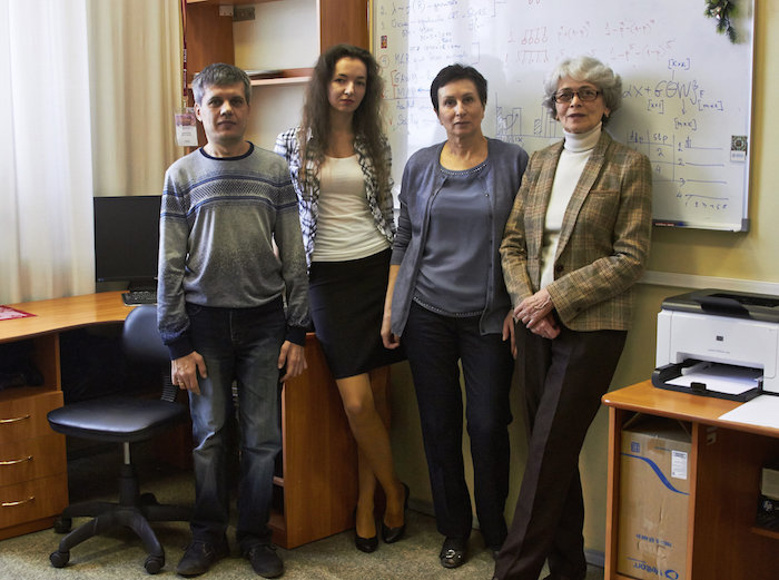 Fotografía facilitadas por el Instituto de Citología y Genética (ICG) de Novosibirsk (Siberia) de la catedrática de Biología de dicha institución, Tatiana Axenóvich, que, junto a su equipo, especialistas en análisis genéticos matemáticos, ha identificado un gen que causa la depresión. Foto: EFE