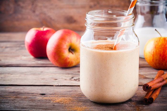 Un rico y sano batido de manzana. Foto: Shutterstock