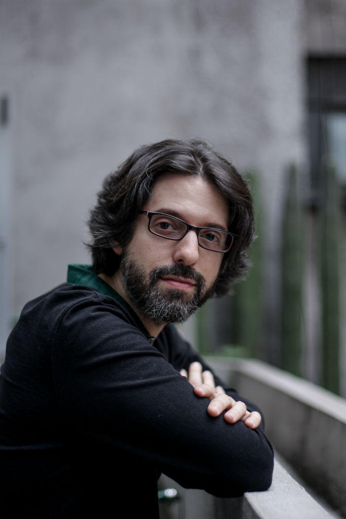 Hacia el final de la novela, después de que se nos ha revelado un misterio que ni siquiera sabíamos que existía, el lector tiene tiempo de reposar. Foto: SinEmbargo