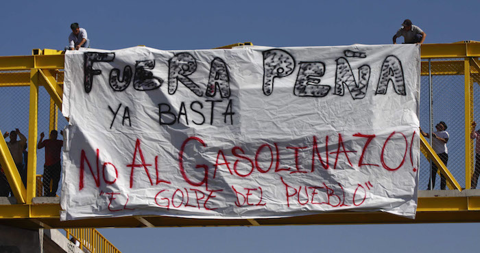 El cinismo del Presidente Peña Nieto es emblemático pues representa precisamente a toda la clase política que gobierna nuestro país, de cualquier color e ideología partidista. Foto: Cuartoscuro