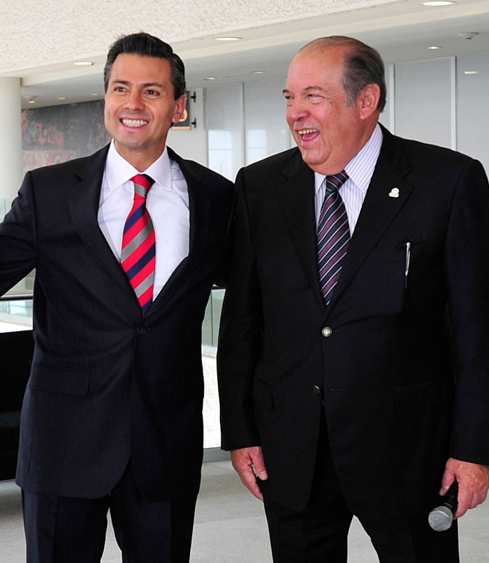 David López y el Presidente. Foto: Cuartoscuro