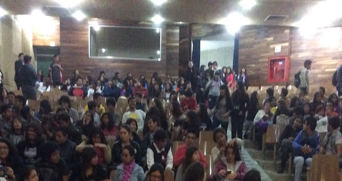 ¿Cómo poder darme cuenta en ese entonces de que formaba parte del plañir universal de todos los pubertos?. Foto: Óscar de la Borbolla