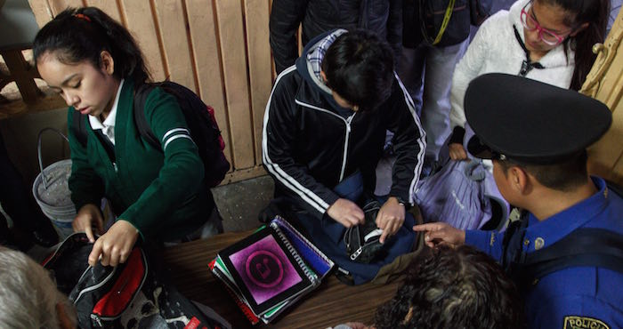 Operativo Mochila Segura implementado por el gobierno de la Ciudad de México Foto:Cuartoscuro