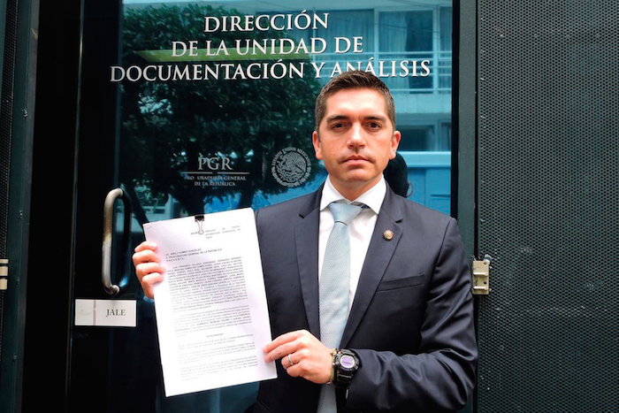 El Senador con licencia por Coahuila emplazó a la dirigencia nacional de su partido a que corrija las omisiones y errores que se han dado en el proceso interno. Foto: Vanguardia