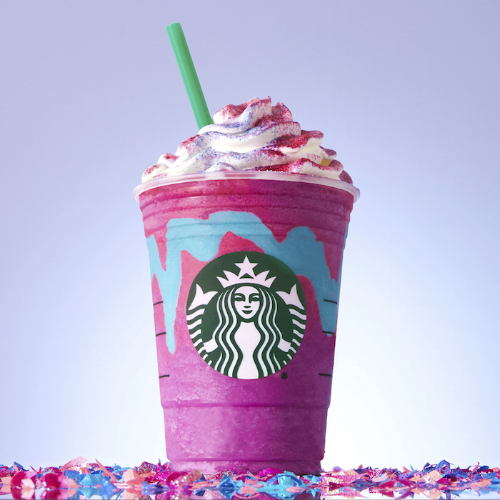 Starbucks lanza el “Frappuccino Unicornio”, una bebida que cambia de