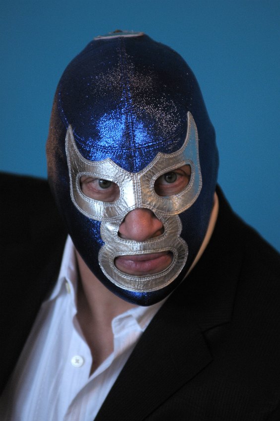 Blue Demon se une a marcha contra la delincuencia