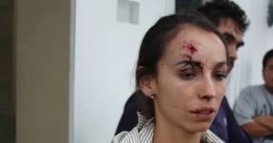 Desconocidos irrumpen en <em>El Heraldo</em> de Silao y golpean a reportera; el diario señala al Edil priista como autor