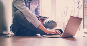 SOUNDTRACK: Playlist de Jorge Rangel "para configurar tu nueva laptop"