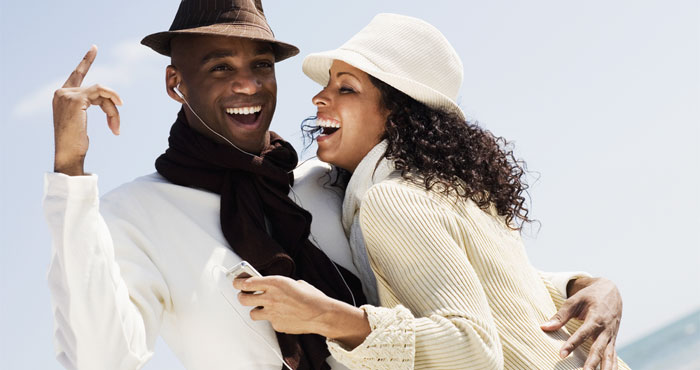 SOUNDTRACK: Playlist de David Flores 'Mambo' "para hacerle el amor a las paredes"