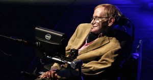 VIDEO muestra cómo funciona el aparato que le permite hablar a Stephen Hawking