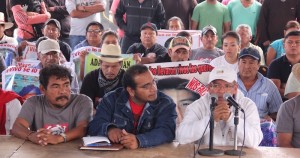 “No habrá borrón y cuenta nueva”: Campa; ni PGR, ni SEIDO, ni Sedena: padres de los 43