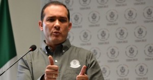Luis Ángel Bravo Contreras, anunció que ya se encontró una pista que podría llevar a los responsables del ataque a  estudiantes en Veracruz. Foto: Yerania Roló, Blog Expediente