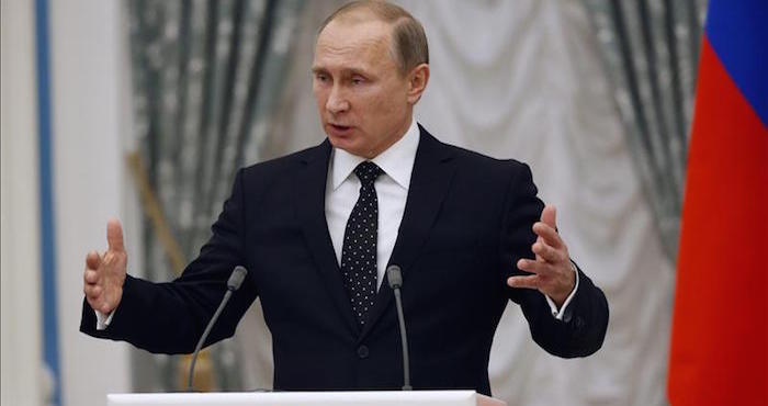 El presidente ruso, Vladimir Putin, impuso sanciones económicas a Turquía tras el derribo de uno de sus bombarderos, desde días pasados descartó declarar la guerra a esa nación. Foto: EFE