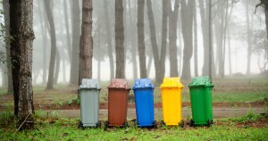 Tener una cultura de reciclaje es valioso para el medio ambiente. Foto: Shutterstock