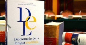 El académico de la RAE ha matizado que los que desoyen estas últimas recomendaciones no están faltando a la regla, ya que se trataba de "aconsejar". Foto: Especial