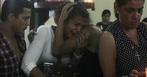 Padres despiden a uno de los 5 de Tierra Blanca; se fue vivo y volvió en un cofre de 50 cm