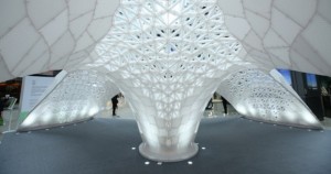 Lo que está claro es que todavía queda mucho por explorar. Puede que estemos a años luz de empezar a construir casas mediante técnicas de impresión 3D en la luna. Foto: The Huffington Post