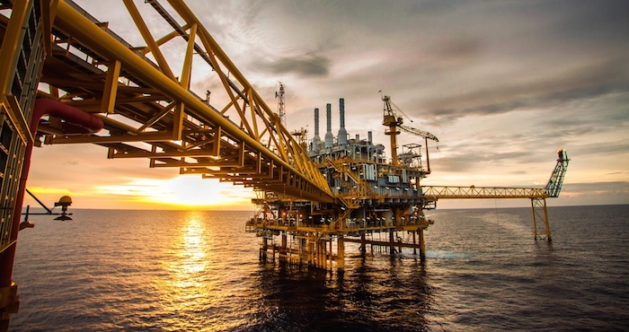 Algunos analistas no ven que el repunte de los precios del petróleo beneficie a las finanzas públicas del país. Foto: Shutterstock