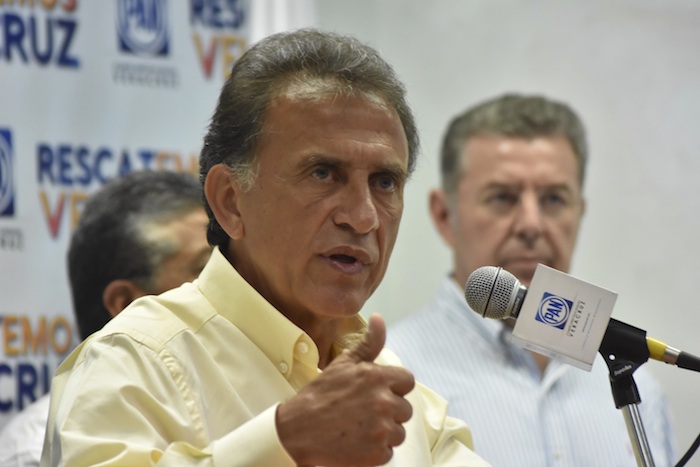 Miguel Ángel Yunes, candidato de la alianza PAN-PRD para la gubernatura de Veracruz. Foto: Cuartoscuro. 