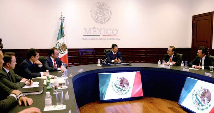 La reunión de Peña Nieto con empresarios para hablar de la Ley 3de3. Foto: Presidencia