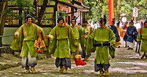 Cómo cruzan los jóvenes el bosque, de Aurelio Asiain. Foto: RAM