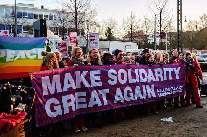 Manifestantes en Dinamarca. Foto: Xinhua