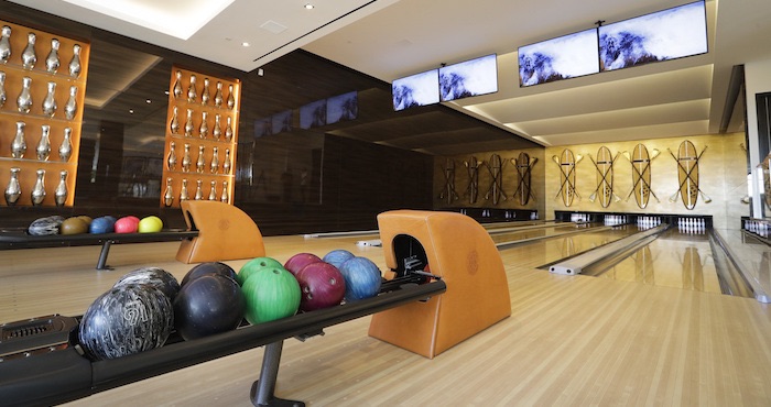 Una bolera de cuatro pistas. Foto: AP