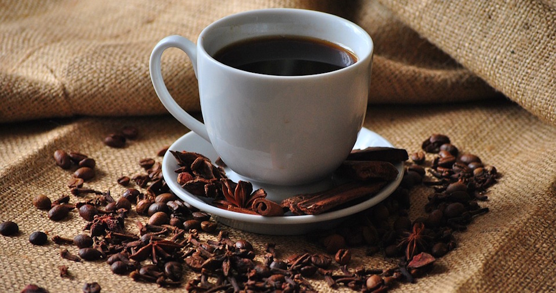 ¿Tu café está amargo? Ponle sal y no azúcar, dicen