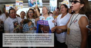 Mía y Grecia venden flores con su abuela de 66 años; sobreviven al Veracruz que se tragó a su padre