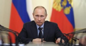 La red social más popular de Rusia Vkontakte, se vio inmiscuida en una polémica, luego de que se diera a conocer que usuarios que ya habían fallecido, publicaban mensajes en favor de la reelección de Vladimir Putin como Presidente. Foto: Efe.