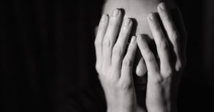 El suicidio va camino de convertirse en un problema mayúsculo para determinados grupos poblacionales en muchos países del mundo. Foto: TICbeat