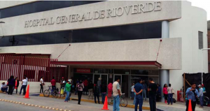La CEDH de San Luis Potosí emitió una serie de recomendaciones sobre el caso de una mujer que falleció en el Hospital de Rioverde. Foto: Pulso.