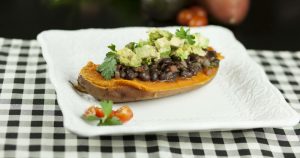 Con el programa "Come Consciente" buscan fomentar el consumo de proteína vegetal. Foto: Cortesía Mercy For Animals