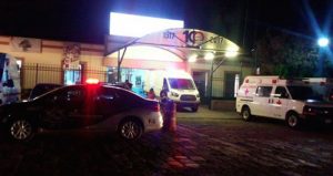 Personal de la Procuraduría General de Justicia en el Estado acudieron a las instalaciones de la Cruz Roja para iniciar las investigaciones. Foto: Pulso