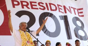 Andrés Manuel López Obrador, candidato de la coalición "Juntos Haremos Historia". Foto: Cuartoscuro.