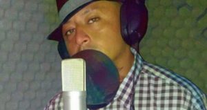 El rapero intentó ayudar a un hombre que era asaltado, sin embargo, perdió la vida en el intento. Foto: PlumasLibres