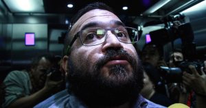 "No confiamos en la PGR, ni en Secretaria de Gobernación, no confiamos tampoco en el Poder Judicial, aseguró el Diputado Sepúlveda al demandar a Duarte ante la Corte Internacional de La Haya. Foto: William Gularte, Cuartoscuro.
