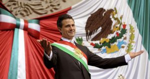 Cuando Peña Nieto llegó a Los Pinos contaba con 14 millones de pesos en el banco, ahora tiene ahorros por 22 millones. Foto: Cuartoscuro. 