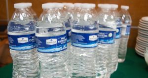 Agua embotellada. Foto: Victoria Valtierra / Cuartoscuro