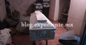 Los cuerpos de Blanca, sus padres y su abuela, fueron velados tras una larga espera, y es que los cuerpos fueron entregados hasta las 20:00 horas del viernes. Foto: BlogExpediente