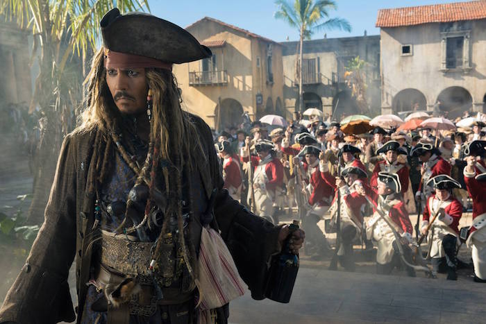 Johnny Depp en una escena de Piratas del Caribe. Foto: Facebook @PiratesoftheCaribbean