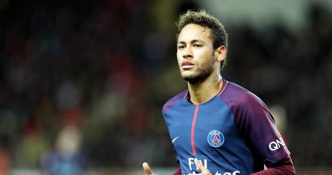 UEFA abre expediente a Neymar por insultos contra árbitro del juego entre PSG y Manchester United