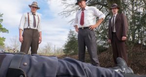 La cinta, dirigida por John Lee, relata la historia del famoso mito texano de la captura de Bonnie Parker y Clyde Barrow. Foto: Especial 