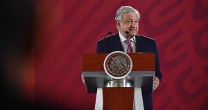 "Ya no es el tiempo de antes, de que se tutelaba a través de los medios de información", dijo el Presidente. Foto: Presidencia.