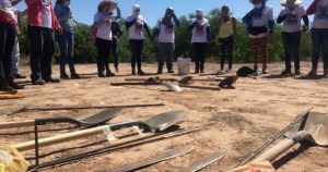 Después del histórico hallazgo de 30 osamentas humanas enterradas en el Campo 30 de Cajeme, los pasados 13 y 14 de abril, la recién formada agrupación hermosillense busca el apoyo de la ciudadanía. Foto: Proyecto Puente