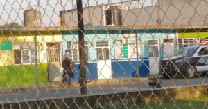 Algunos vecinos dijeron que la mujer vendía pollo y antojitos, sin embargo, no aportaron más datos certeros. Foto: Plumas Libres