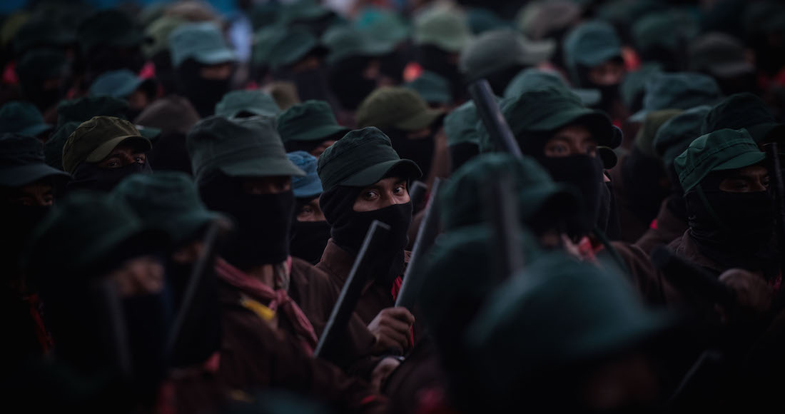 En La Realidad, durante el mes de abril, en 14 ocasiones militares de la Secretaría de la Defensa Nacional (SEDENA) realizaron patrullajes con tanquetas artilladas, y en una ocasión lo hicieron sobrevolando con helicóperos. Foto: Cuartoscuro. 