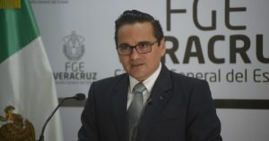 El Fiscal Jorge Winckler durante una conferencia de prensa en Veracruz. Foto: Alberto Roa, Cuartoscuro